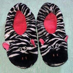 SIZE 7-8 Zebra slippers Bedroom/House shoes, plush black,white & pink, non-skid